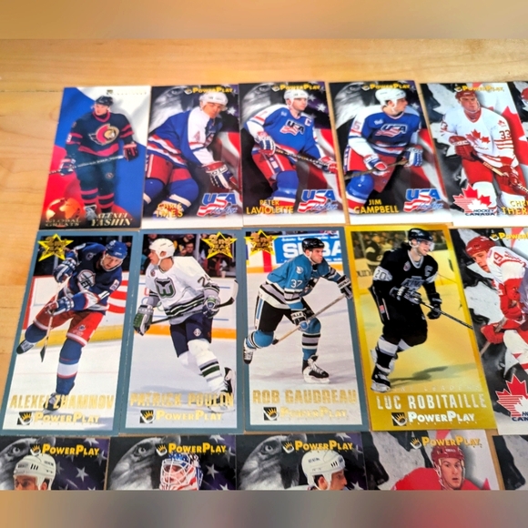 25+ NHL 1993 Fleer Power Play Tall Boy Hockey Trading Cards Lot 🏒 - Picture 6 of 8